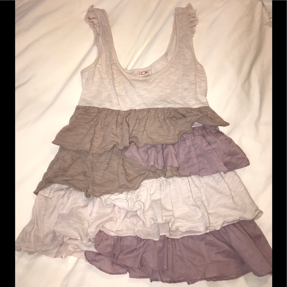 LaRok ruffled top light purple size XS